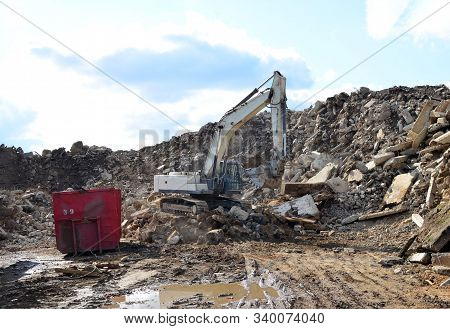 Salvaging And Recycling Building And Construction Materials. Industrial Waste Treatment Plant. Excav