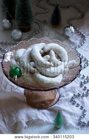Vanilkipferl - Vanilla Crescents, Traditional Christmas Cookies In Germany, Austria, Czech Republic.