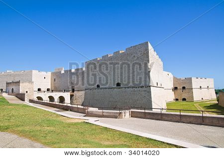 Slott av Barletta. Puglia. Italien.