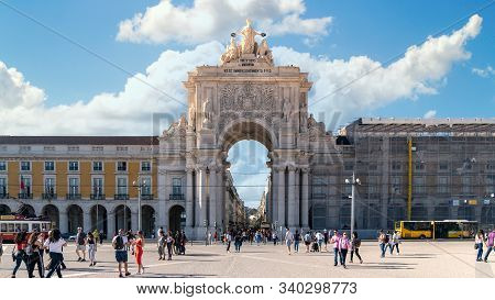 Lisbon, Portugal - November 2019: The Triumphal Rua Augusta Arch, Arco Triunfal Da Rua Augusta At Li