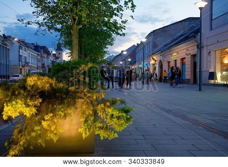 CLUJ NAPOCA, 26 SEPTEMBER 2019: A typical street view in the old center of Cluj Napoca, Romania                               