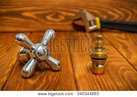 Cruciform Hot And Cold Water Main Switch Of Spare Parts