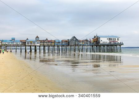 Old Orchard Beach, Usa - Sep 15, 2017: Famous Old Orchard Pier In Old Orchard Beach. The Pier First 
