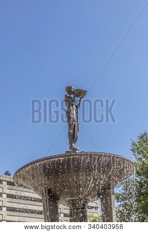 Boston, Usa - Sep 29, 2017: The Statler Foutain Is An Art Deco Fountain  By Ulysses Anthony Ricci Pr