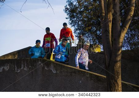 15-dec 2019 Semi-marathon Competition In Romania, Arges, Pitesti (pe Arges Jos) 5Th Edition.