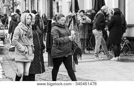 Kyiv, Ukraine - Nov 16, 2019: Famous Historical Streets Of Kyiv Andreevsky Descent. People On Andree