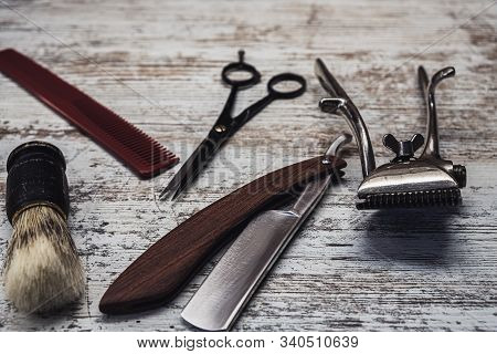 Vintage Barber Tools Dangerous Razor Hairdressing Scissors Old Manual Clipper Comb Shaving Brush