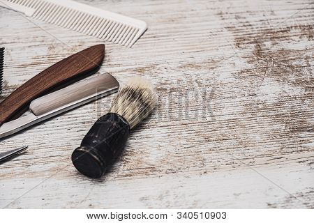 Vintage Barber Tools Dangerous Razor Hairdressing Scissors Old Manual Clipper Comb Shaving Brush