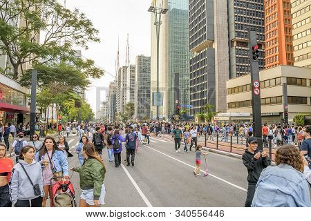 Sao Paulo - Sp, Brazil - November 17, 2019: Paulista Avenue Open On Sunday For The Traffic Of People