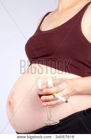 Těhotná alkohol & cigaret