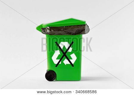 Garbage Can With Do Not Recycle Symbol - Concept Of Non Recyclable Items And Materials