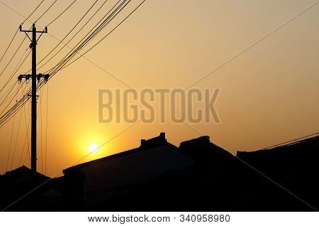 Sunset On Pingjiang Road, Suzhou, Showing Silhouettes Of Traditional Chinese Rooves
