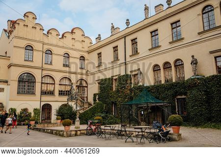 Castolovice, Eastern Bohemia, Czech Republic, 11 September 2021: Renaissance Castle With Tower At Su