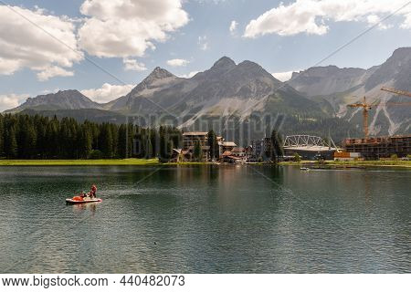 Arosa, Switzerland, August 15, 2021 Lake View In An Idyllic Alpine Scenery