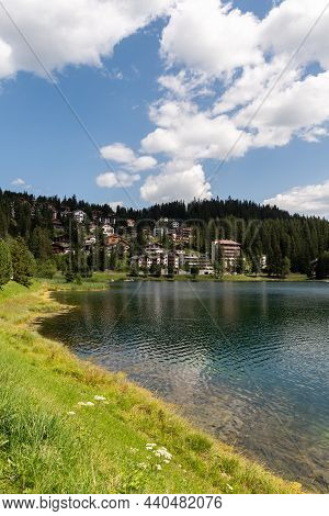 Arosa, Switzerland, August 15, 2021 Lake View In An Idyllic Alpine Scenery