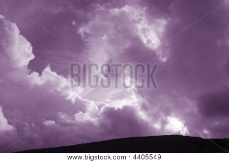 보라색 구름
