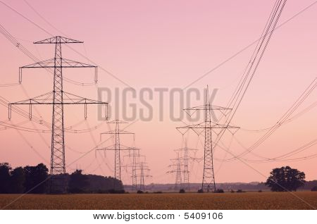 電気高圧線