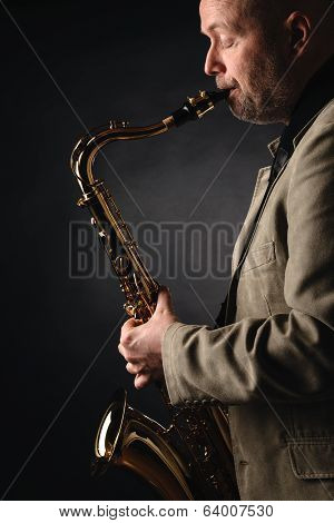 Saxophonist