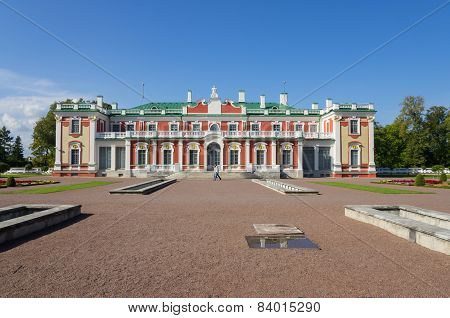 Kadriorg Palace