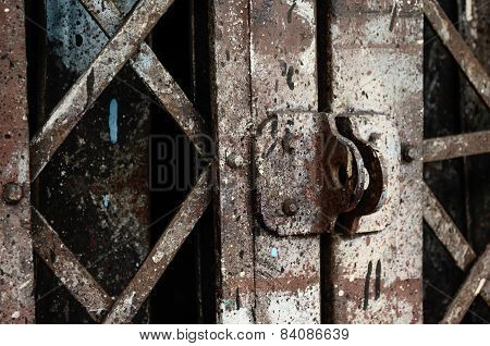 Closed metal door
