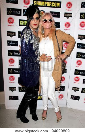 LOS ANGELES - JUN 4:  Sham Ibrahim, Jo Hilton at the Celebrity Selfies Art Show by Sham Ibrahim at the Sweet! Hollywood on June 4, 2015 in Los Angeles, CA