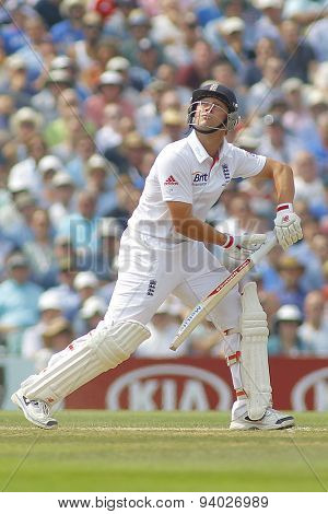 LONDON, ENGLAND - August 22 2013: Ryan Harris bowling during day two of the 5th Investec Ashes cricket match between England and Australia played at The Kia Oval Cricket Ground