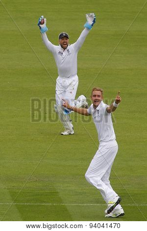 CHESTER LE STREET, ENGLAND - August 10 2013: Matt Prior catches the ball to dismiss Usman Khawaja off the bowling of Stuart Broad during day two of the Investec Ashes 4th test match