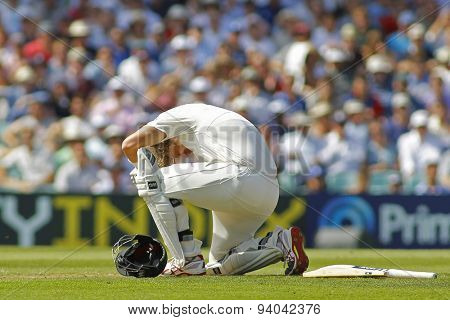 LONDON, ENGLAND - August 21 2013: Shane Watson reacts after being hit on the head during day one of the 5th Investec Ashes cricket match between England and Australia