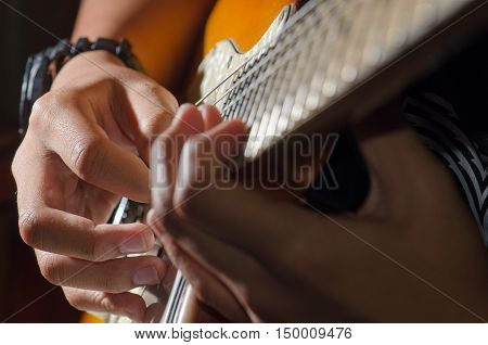 Solo guitar guitar leisure pleasure comfort class practice.