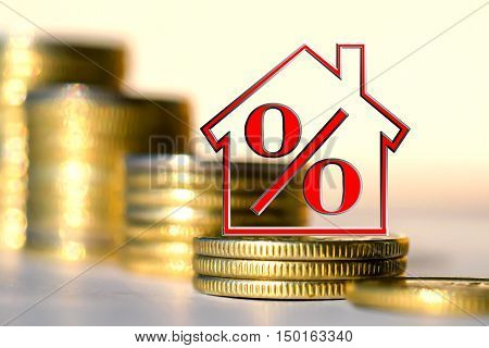 The percent symbol on a background of money . The concept of price changes on the real estate market .