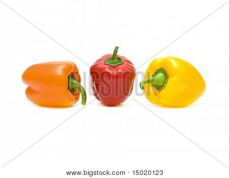 Peppers valkoisella pohjalla