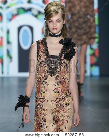 Anna Sui - Spring 2017 Collection