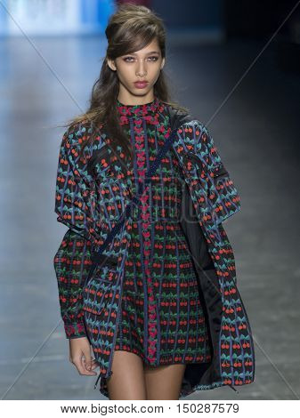 Anna Sui - Spring 2017 Collection