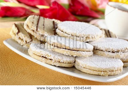 คุกกี้เปรูเรียกว่า Alfajor