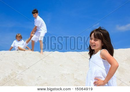 Bambini sulla spiaggia