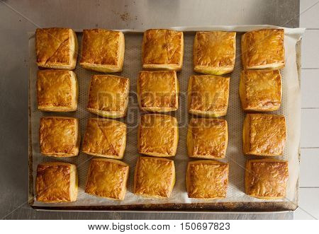 production of tasty cakes in the bakery