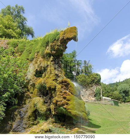 italian waterfalls emilia romagna bologna labante cave moss water drops
