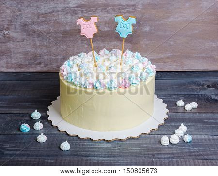 Gender Reveal Cake With Marshmallow And Gingerbread