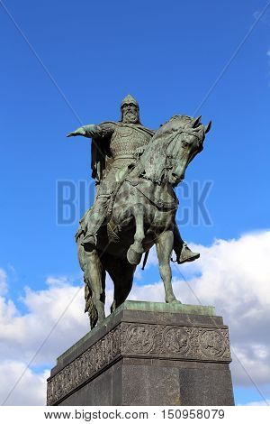 Moscow sculptural monument to 