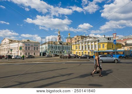 Moscow, Russia - May 12, 2018.yauzskaya Street Is One Of The Oldest Streets Of The City