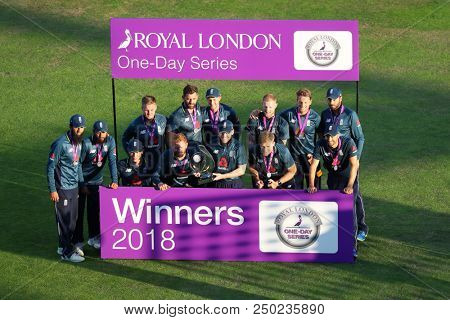 LEEDS, ENGLAND - JULY 17: England with the trophy after winning the 3rd Royal London One day International match and series between England and India at Headingley Cricket Ground on July 17, 2018