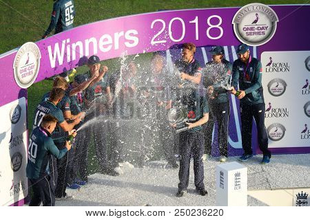 LEEDS, ENGLAND - JULY 17: England with the trophy after winning the 3rd Royal London One day International match and series between England and India at Headingley Cricket Ground on July 17, 2018