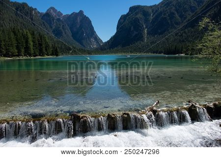 Lago Di Braies - Paradiso Naturale Tra Le Dolomiti Di Braies