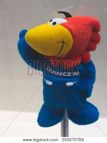 July 7, 2018, Moscow, Russia Official Mascot Fifa World Cup 1998 In France Cockerel Footix.