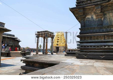 View Of South East Courtyard, Chennakeshava Temple Complex, Belur, Karnataka, India. The Lamp Post A