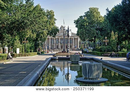 Ternopil, Ukraine - 9 July 2018: Shevchenko Boulevard In Ternopil Is The Most Beautiful Street In Th
