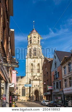 Lier,belgium - May 17,2018 - View At The Church Of Saint Gummarus In The Streets Of Lier. Lier Is A 