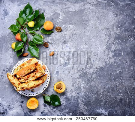 Popular Italian Biscotti