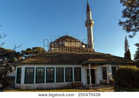 Ioannina, Greece - December 27, 2014: Amazing Sunset View Of Aslan Pasha Mosque In Castle Of City Of