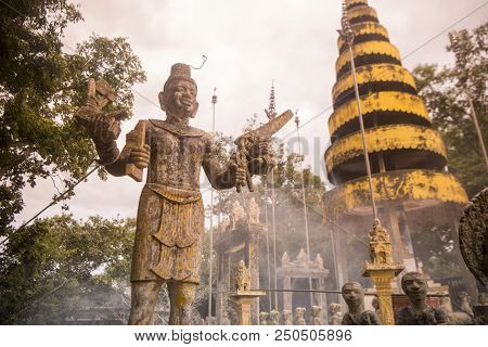 Cambodia Kampong Thom Phnom Santuk Temple
